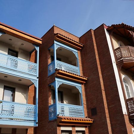 Hotel Embassy Tbilisi Ngoại thất bức ảnh