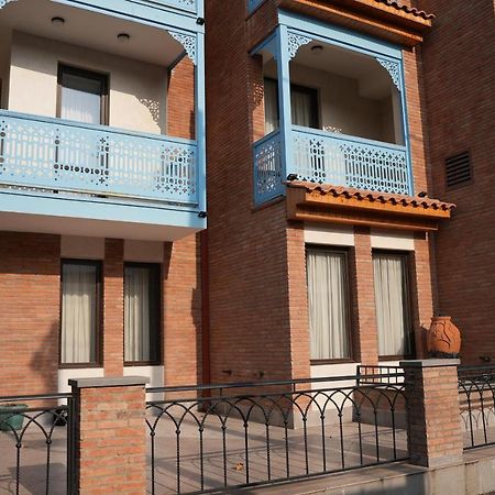 Hotel Embassy Tbilisi Ngoại thất bức ảnh