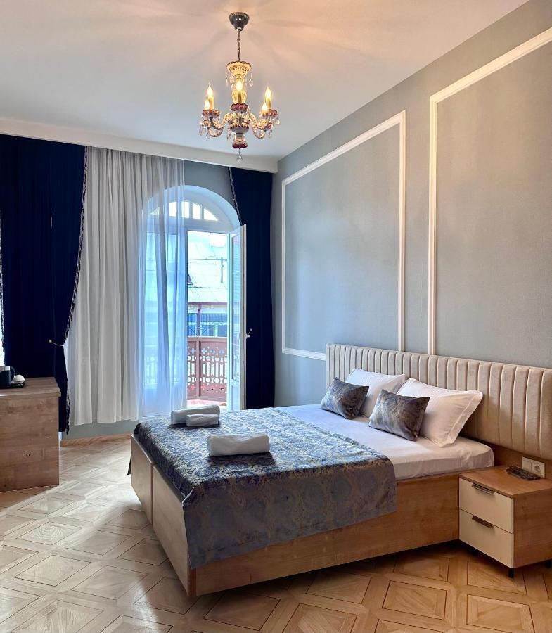 Hotel Embassy Tbilisi Ngoại thất bức ảnh