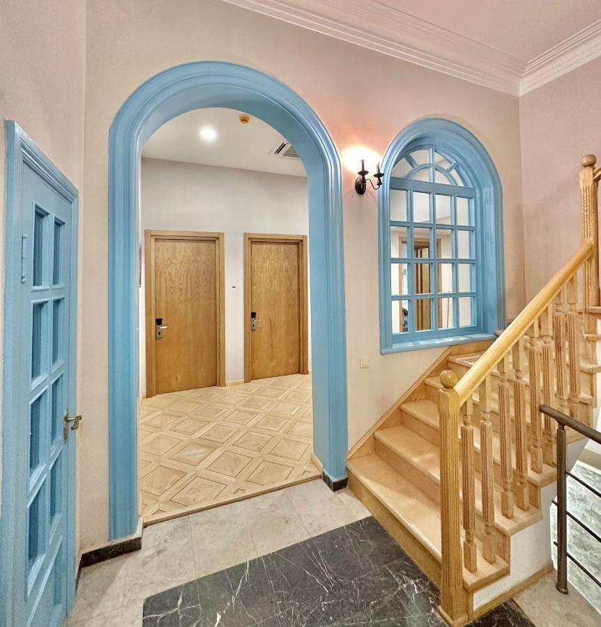 Hotel Embassy Tbilisi Ngoại thất bức ảnh