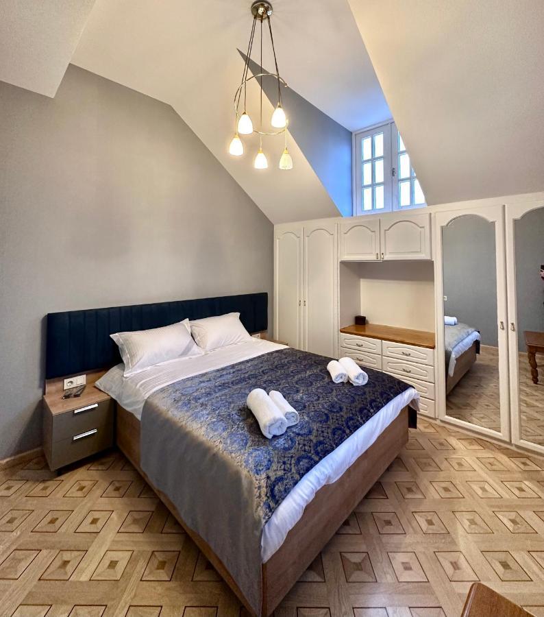 Hotel Embassy Tbilisi Ngoại thất bức ảnh