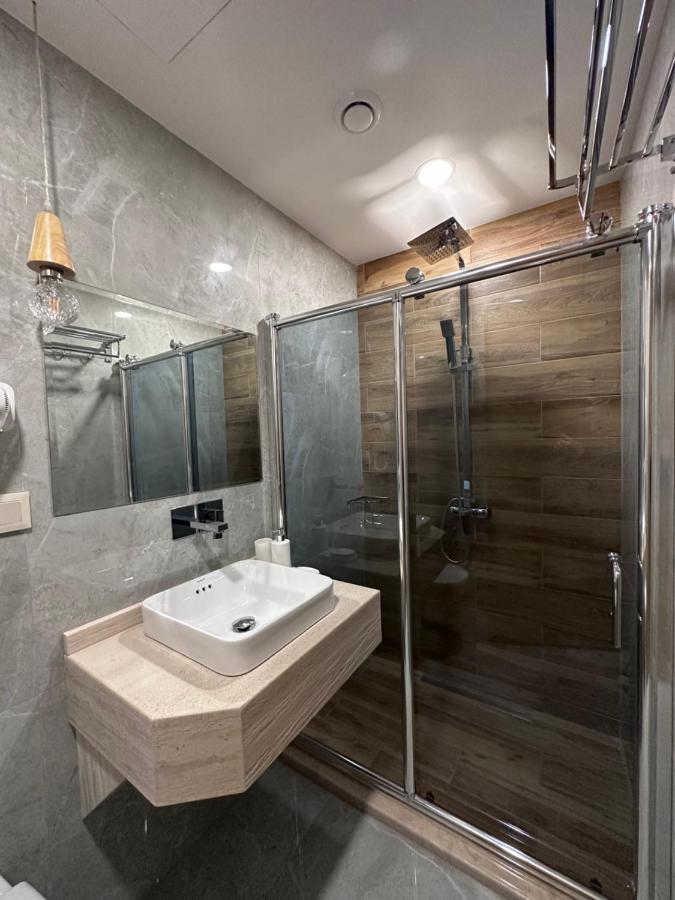 Hotel Embassy Tbilisi Ngoại thất bức ảnh