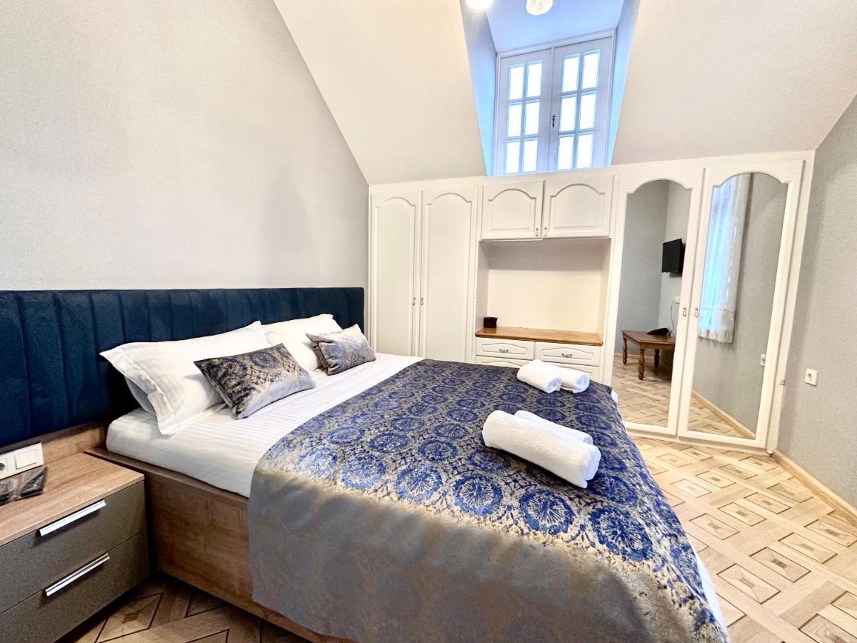 Hotel Embassy Tbilisi Ngoại thất bức ảnh