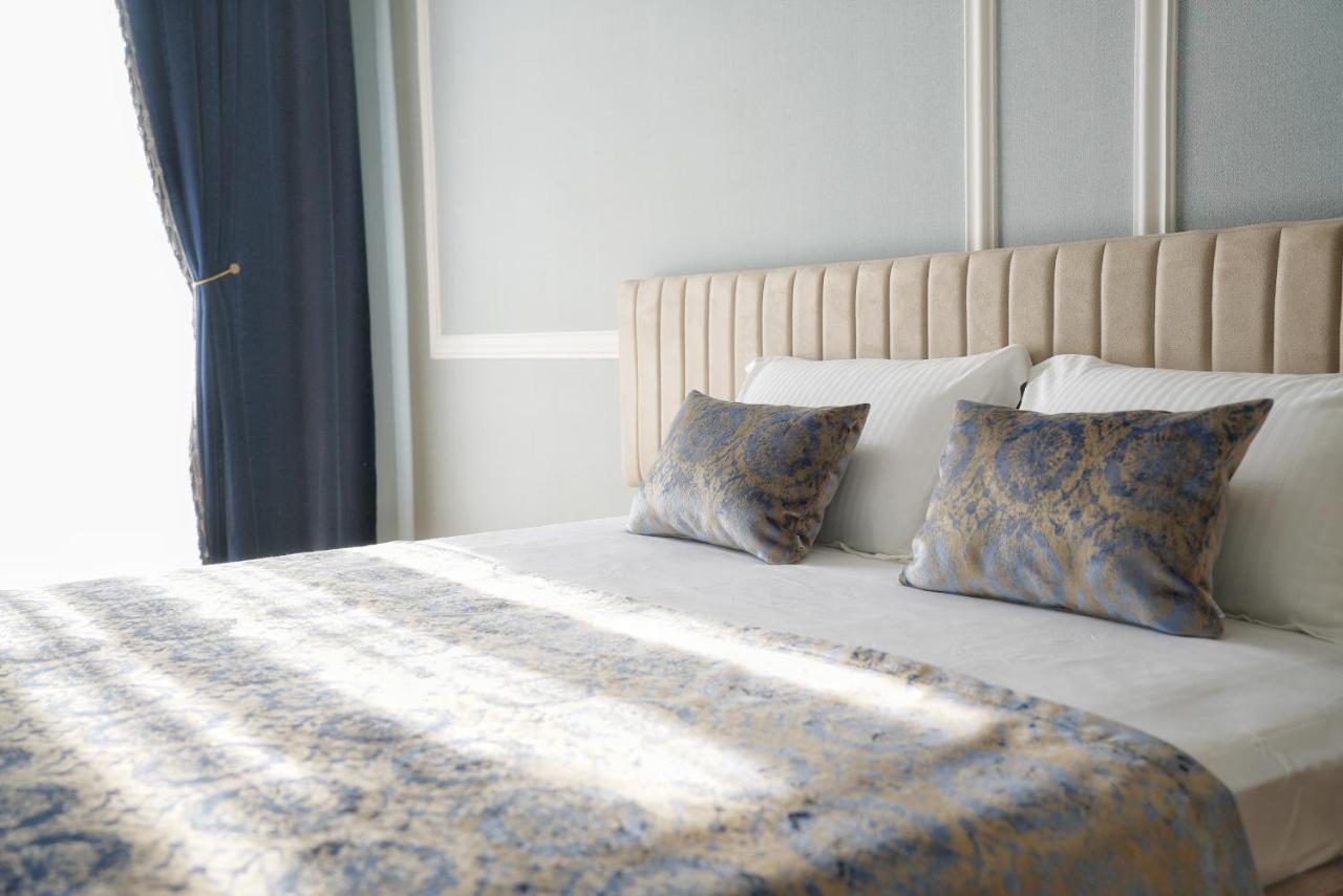 Hotel Embassy Tbilisi Ngoại thất bức ảnh